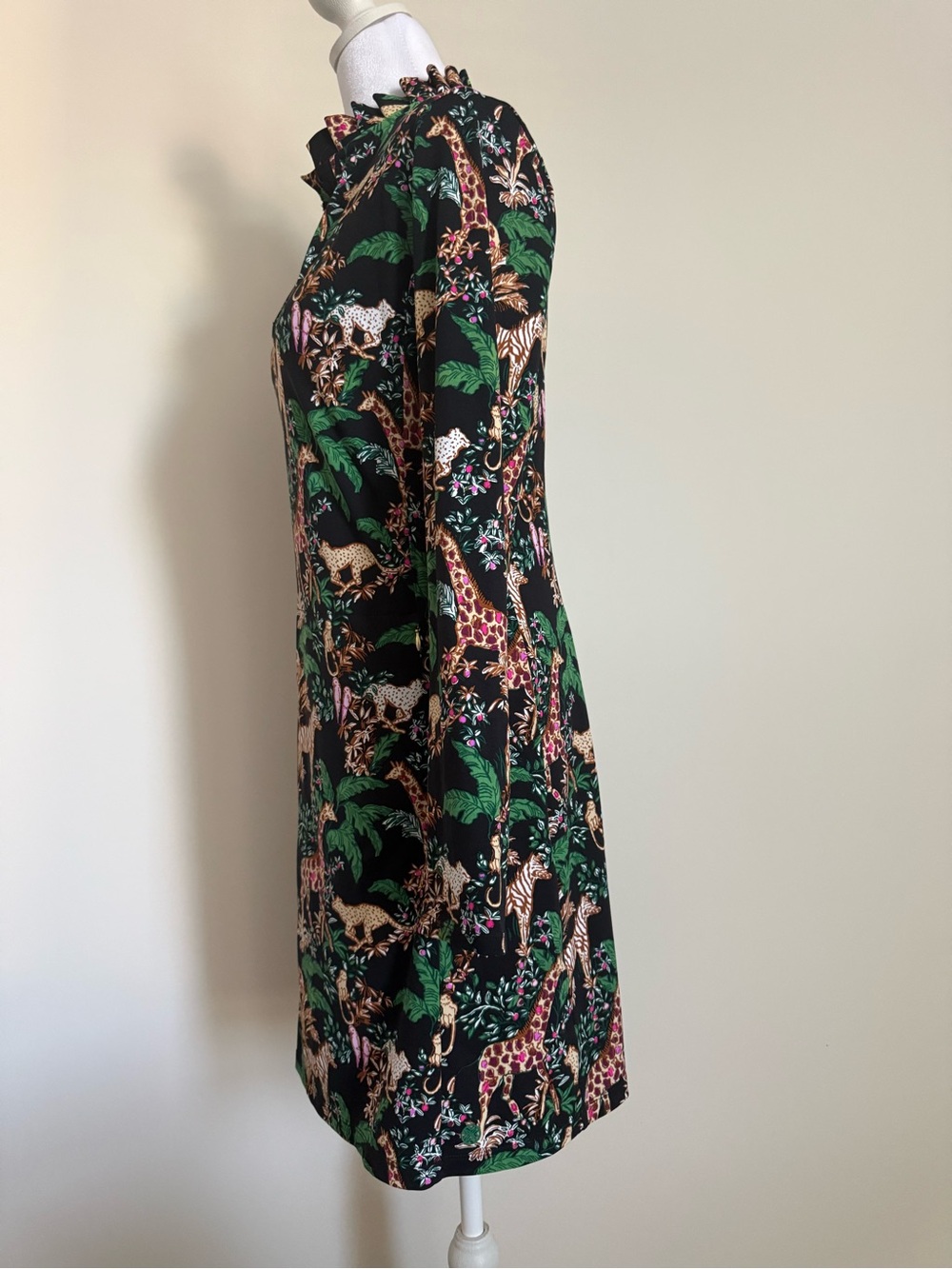 Lilly Pulitzer UPF 50+ chessie dress multi dancing in the moonlight print Small - Picture 2 of 9
